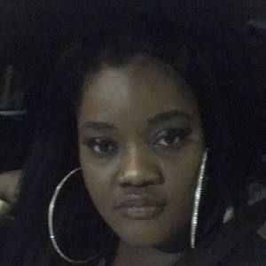 Meet your Posher, Cassandra